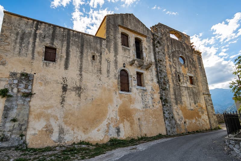 Stone ruins of the historic Alidakis Chateau near Embrosneros
